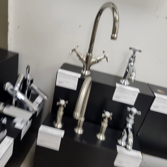 Hansgrohe Axor Series 1 Hole Single Faucet Montreux Cross Handles Polished Nickel Floormodel Clearance as is