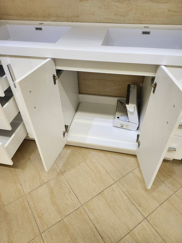60" Glossy White Art Vanity with Countertop Combo (as is) i9