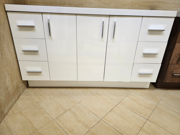 60" Glossy White Art Vanity with Countertop Combo (as is) i9
