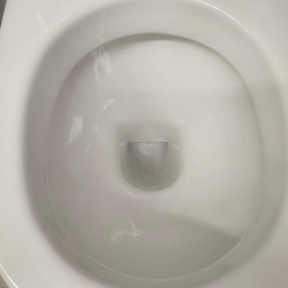 Duravit 2pc Toilet, Tank and Seat Combo Floormodel Clearance Sold As Is (I16)