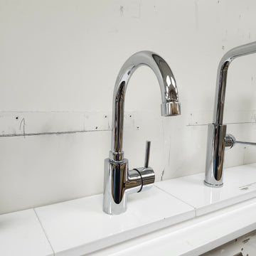 Grohe Single Hole Bathroom Faucet with Lever Handle Floormodel As Is - 0