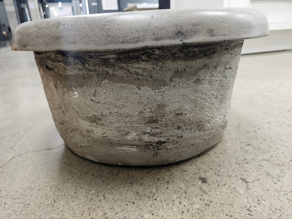 Native Trails 16 inch round drop bar sink Floormodel Clearance As is Etobicoke pozo stone
