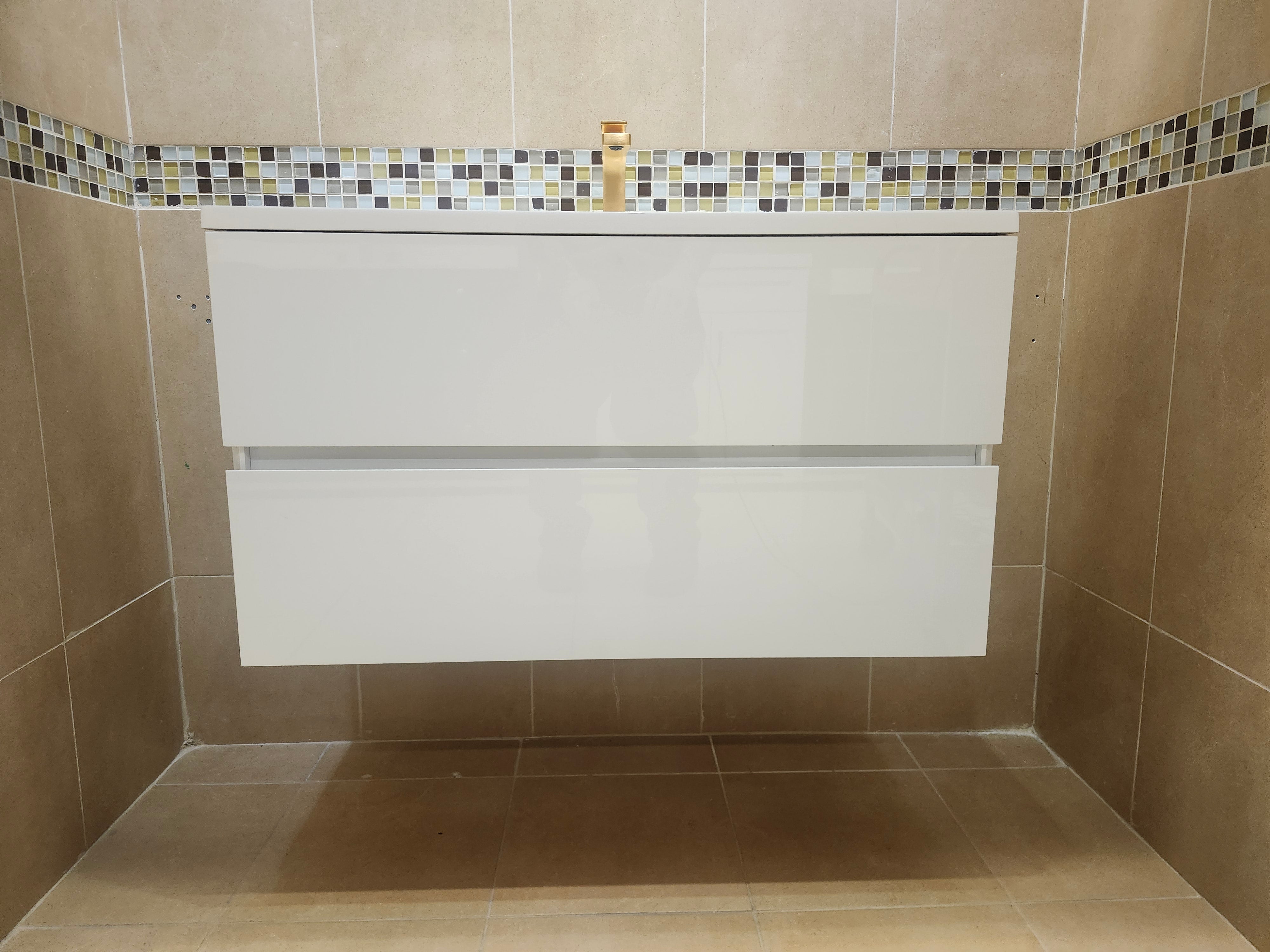 35" Moda White Wall Vanity with Countertop Combo (as is) - 0