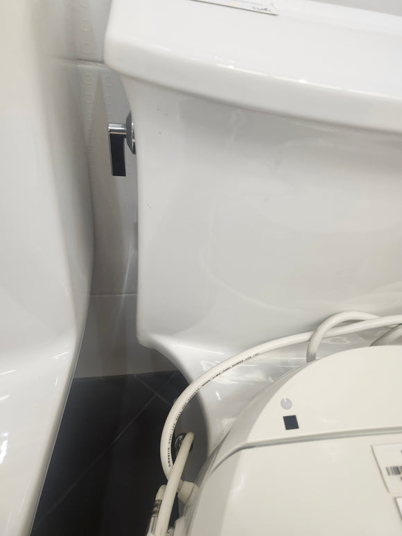Kohler 1pc Toilet with Bidet Seat Combo (as is) i14