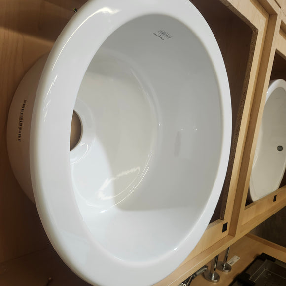 Franke Luna 18 Inch Round Undermount Kitchen Sink 1 Bowl Fireclay White LBK110 Floormodel as is