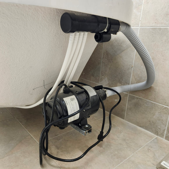 Duravit Sharck Drop In 74 3/4 x 35 1/4 Air Jet Freestanding Bathtub Floormodel Clearance As is M8