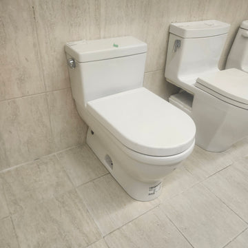Duravit Starck 3 1pc Elongated Toilet Floormodel as is i10