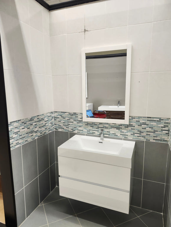 Moda 31 Vanity with Countertop (as is) g6 with mirror wallhung