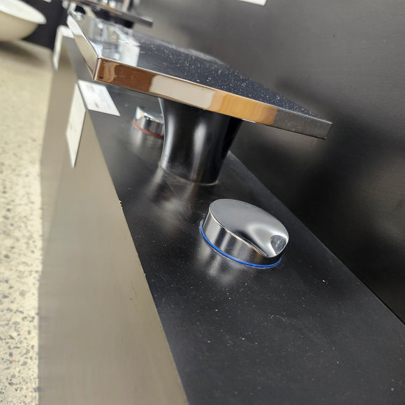 Hansgrohe Axor Series Bathroom Faucet 8cc 3 hole Maussaud Chrome Floormodel Clearance as is