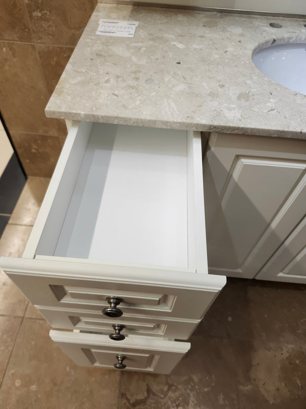 67" Vanico Classic 3000 Vanity Combo (as is)