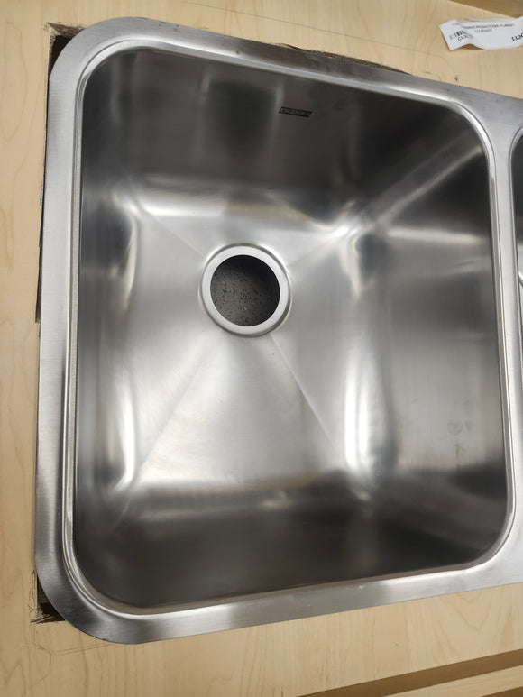 Franke 31 x 18 Overmount Drop In Double Bowl Kitchen Sink Stainless Steel 14 inch bowls floormodel as is