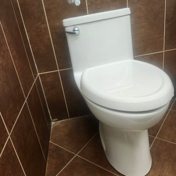 American Standard 1pc Elongated Toilet Floormodel Clearance as is (H9)2403128020 - 0