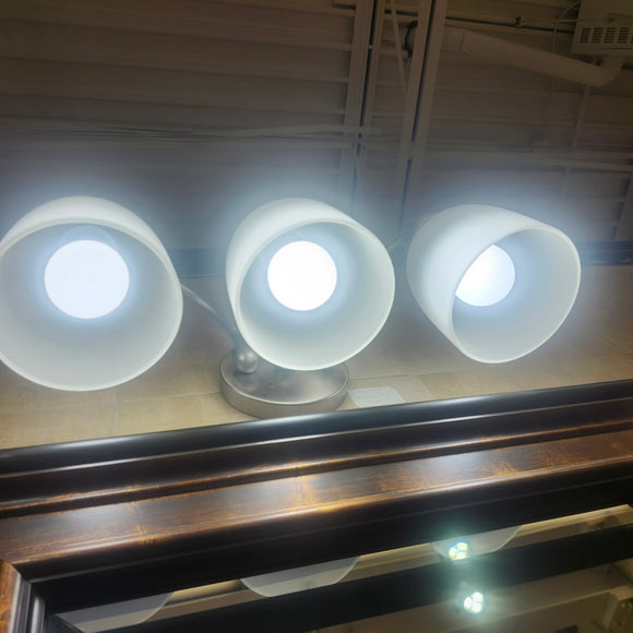 Sea Gull Bathroom Lighting Fixture Floormodel Clearance As Is (H17)