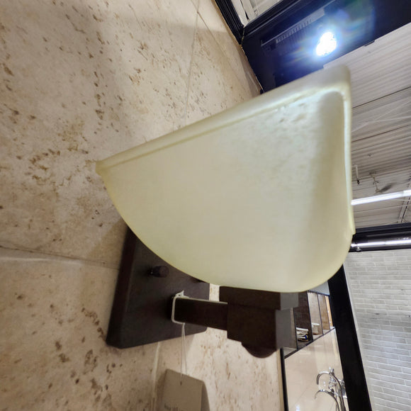 Murray WB1277CB Home Lighting Bathroom Fixrture Floormodel As Is (H22)