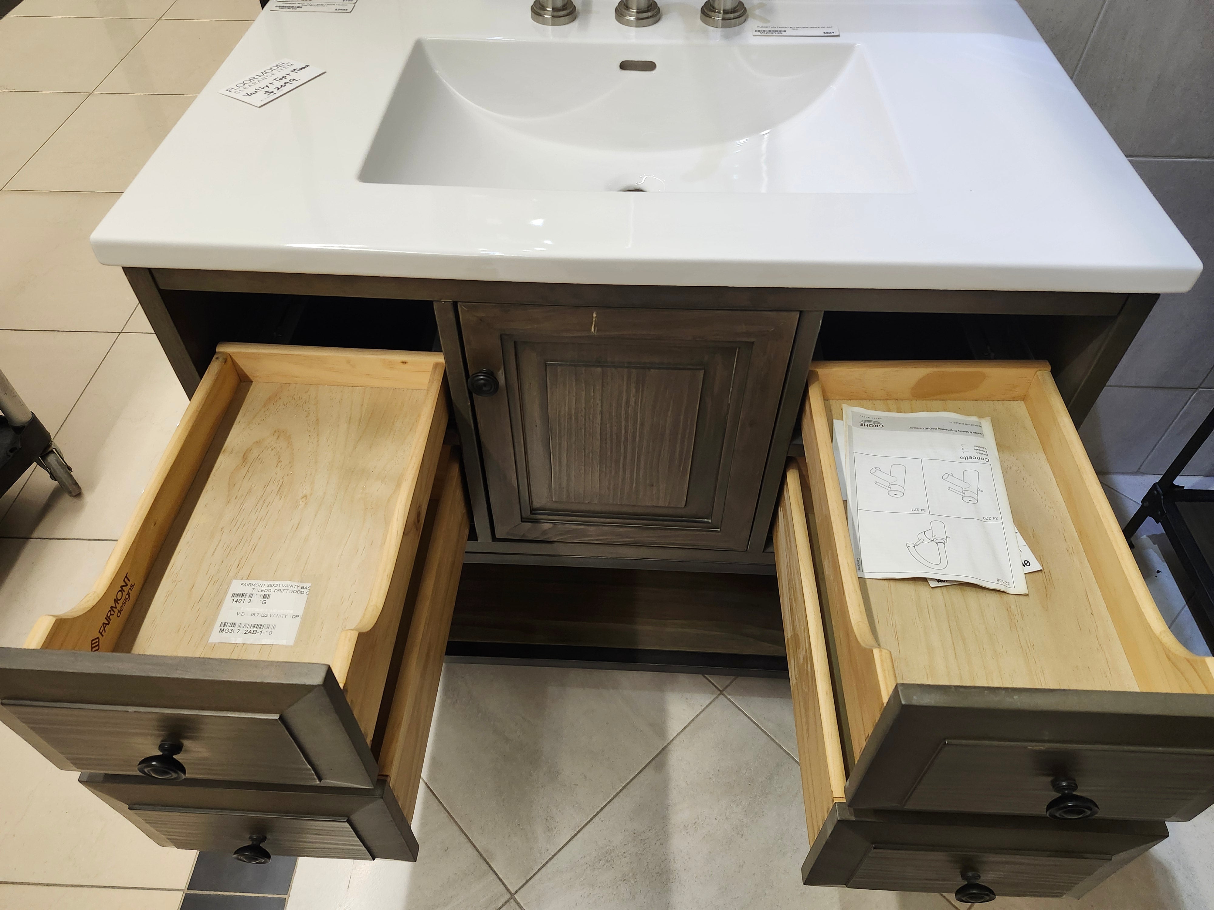 36" Fairmont Toledo Vanity & Countertop Combo with Mirror (as is)