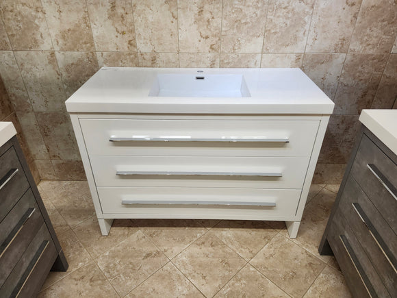 48" Aura Glossy White Plato Vanity with Countertop Combo (as is)