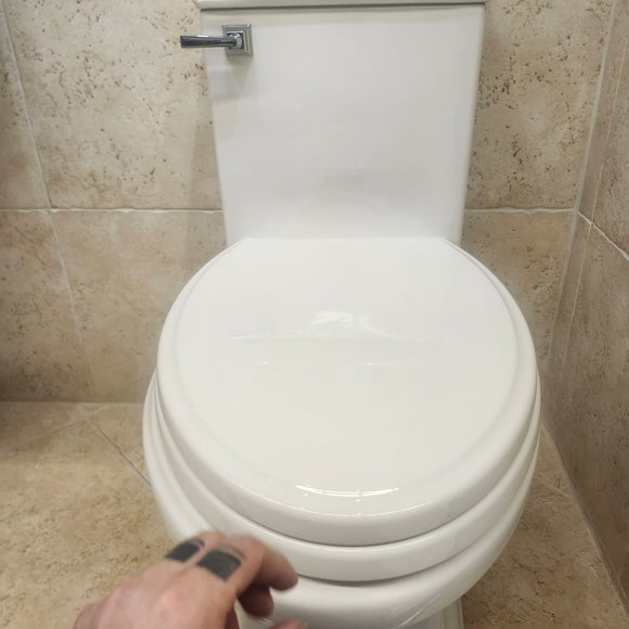 American Standard Townsquare Elongated 1pc Toilet Floormodel Clearance (H13) Sold As Is 2847128020
