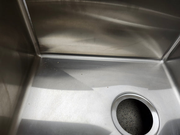 Franke 29 x 18 Kitchen Sink Stainless Steel 2 Bowl Undermount Compact CPX120 Floormodel Clearance As is