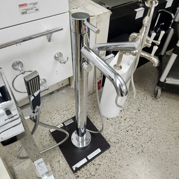 Riobel Roman Deck Tub Filler C333 Floormodel Clearance As is Chrome