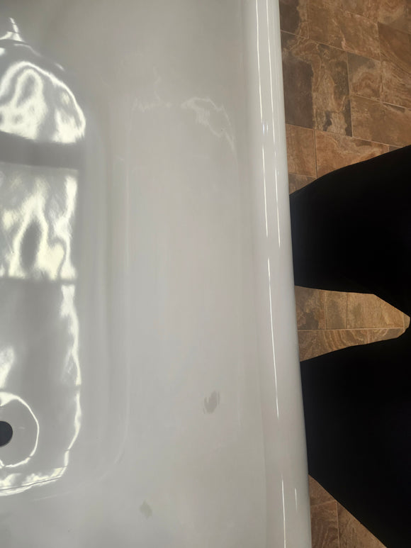 Clawfoot 60x30 Roltopno Freestanding Bathtub (No Feet) (as is) m6