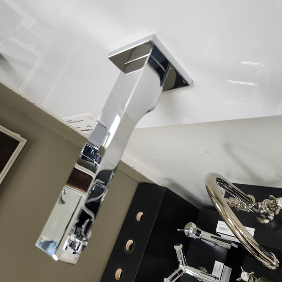 Aura Unity Elita Shower Kit Thermostatic with Valve Floormodel Clearance as is
