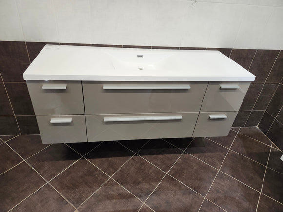 55" Rubi Vanity & Countertop Combo (as is) l2