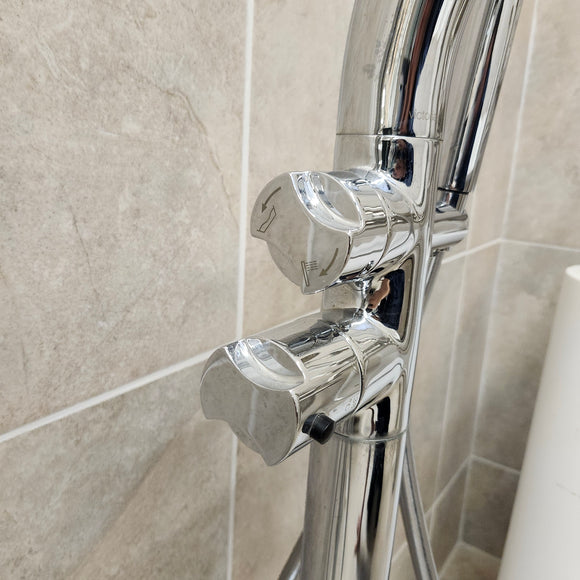Victoria & Albert Roman Deck Faucet Floormount Thermostatic Tub Filler TU14 Floormodel clearance as is m8