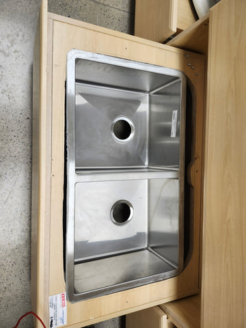 Franke 29 x 18 Kitchen Sink Stainless Steel 2 Bowl Undermount Compact CPX120 Floormodel Clearance As is