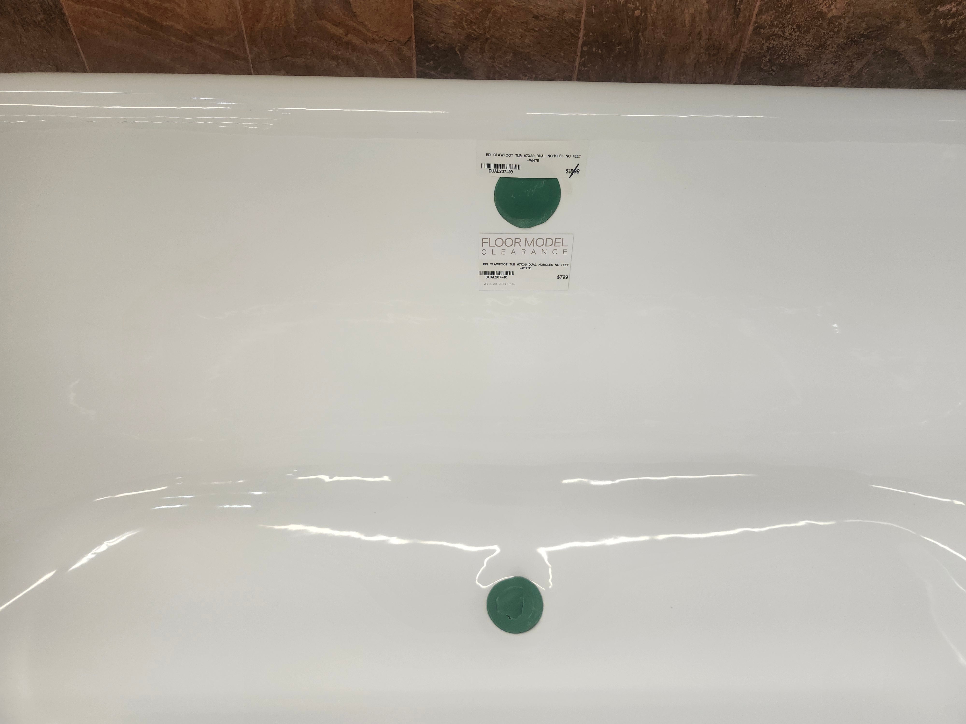Clawfoot 67x30 Dual Freestanding Bathtub (No Feet) (as is)