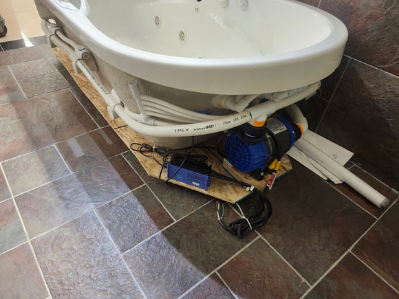 Maax tub 72 x 36 hydmax living biscuit floormodel clearance as is m7