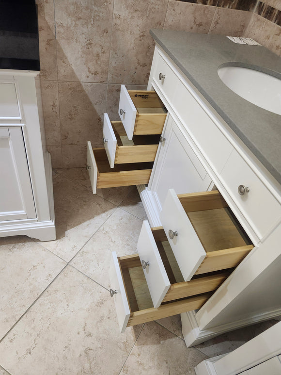 42" Fairmont Framingham Vanity and Countertop Combo with Mirror (as is) k11