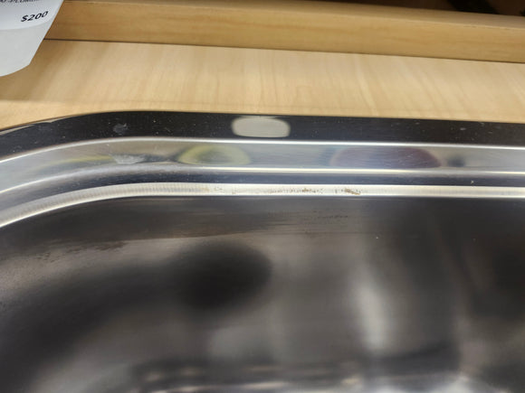 32 1/4 x 19 1/2 Drop in Kitchen Sink Stainless steel 2 bowl Floormodel Clearance As is