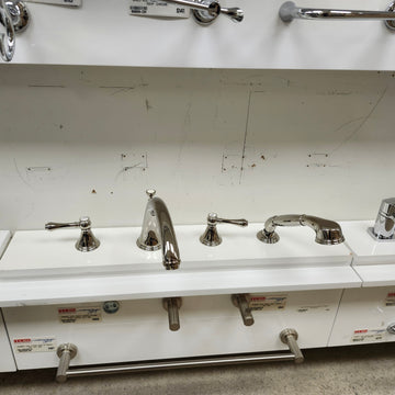 Grohe 4pc Roman Deck Faucet  with Hand Held Shower Floormodel Clearance As is