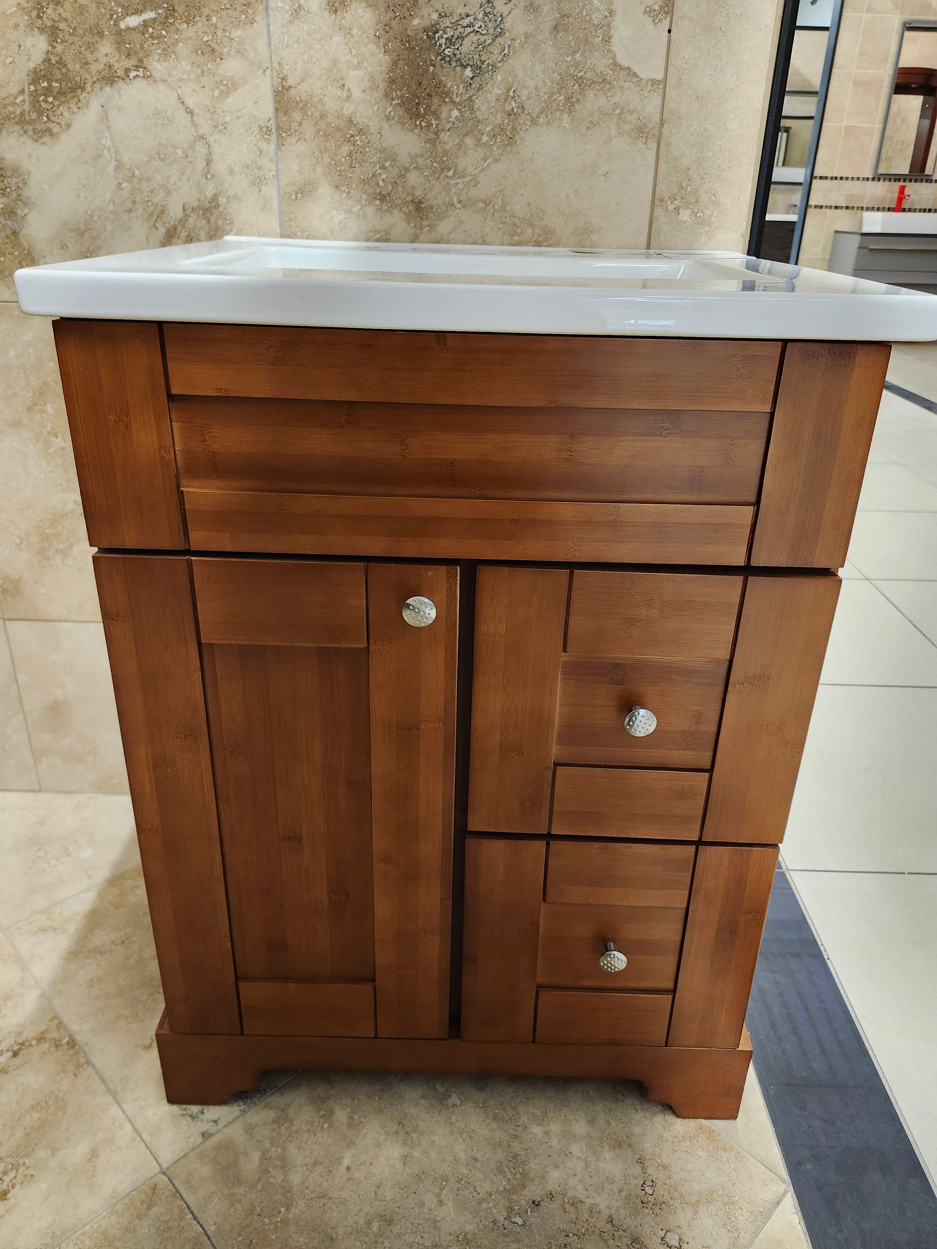 24" Lukx Caramel Vanity & Countertop Combo (as is)