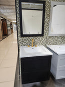 24" Dezign Market Shaker Vanity & Countertop Combo (as is) l14-1