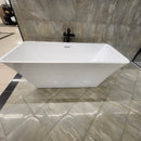 Rubi Eve 67 x 30 Freestanding Bathtub Floormodel Clearance as is M4-2