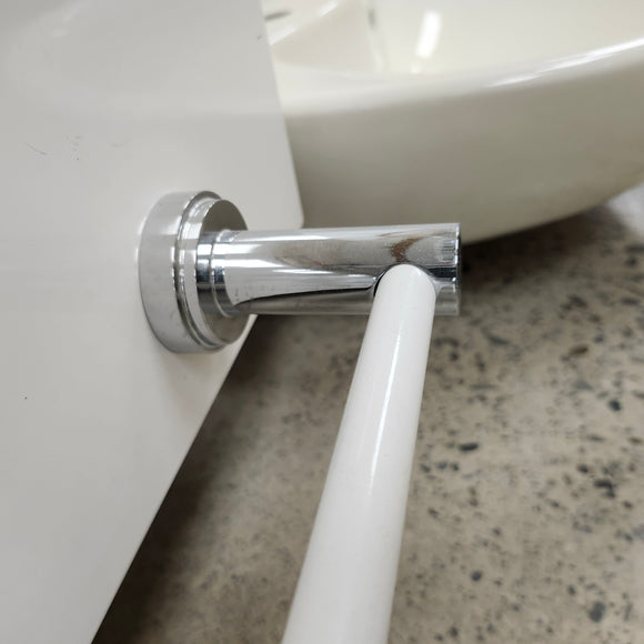 Rubinet Lasale 24 Inch Towel Bar Floormodel Sold As Is Chrome Floormodel Clearance As is White/Chrome