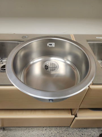 Blanco Rondo 18" Round Overmount Drop in Stainless Steel Bar Sink Floormodel Clearance as is