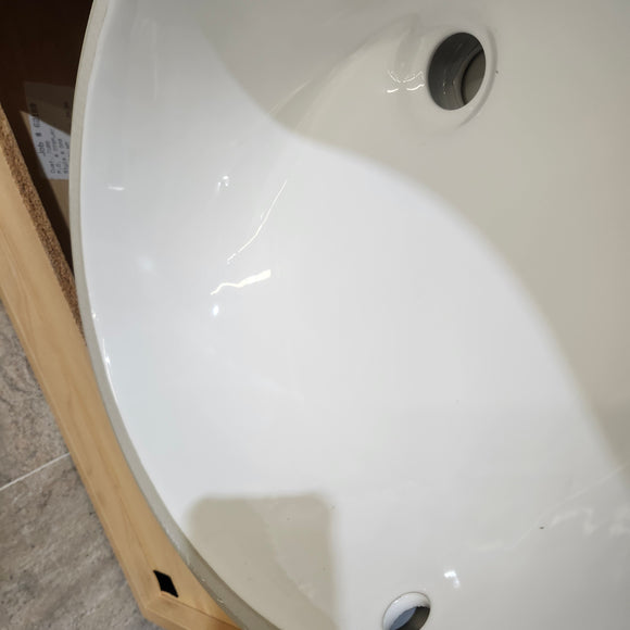 Vida Sage Oval 17.3 x 14.5 Bathroom Undermount Sink Floormodel as is M10