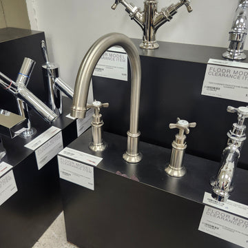 Hansgrohe Axor Series 3 Hole Single Faucet Montreux 8cc Cross Handles Brush Nickel Floomodel Clearance as is
