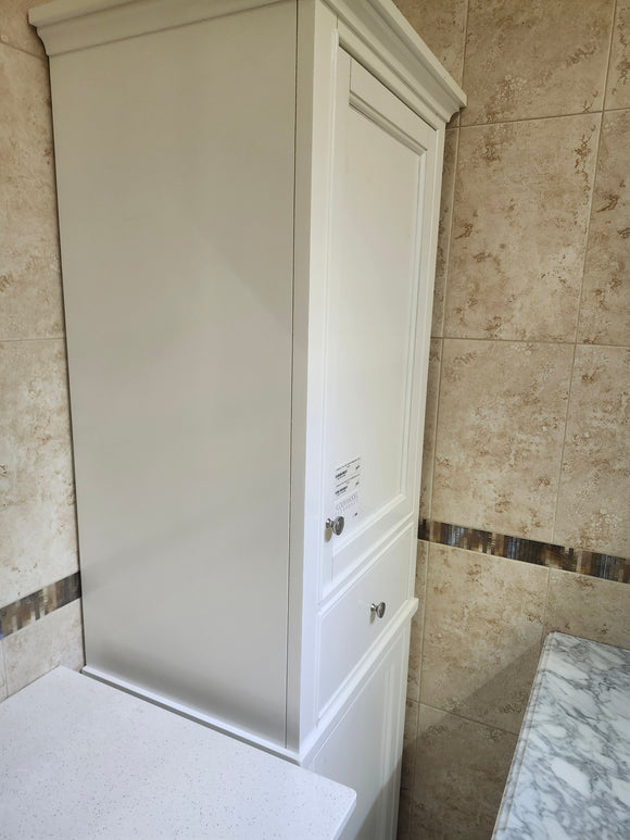 23" Fairmont Framingham Linen White (as is)