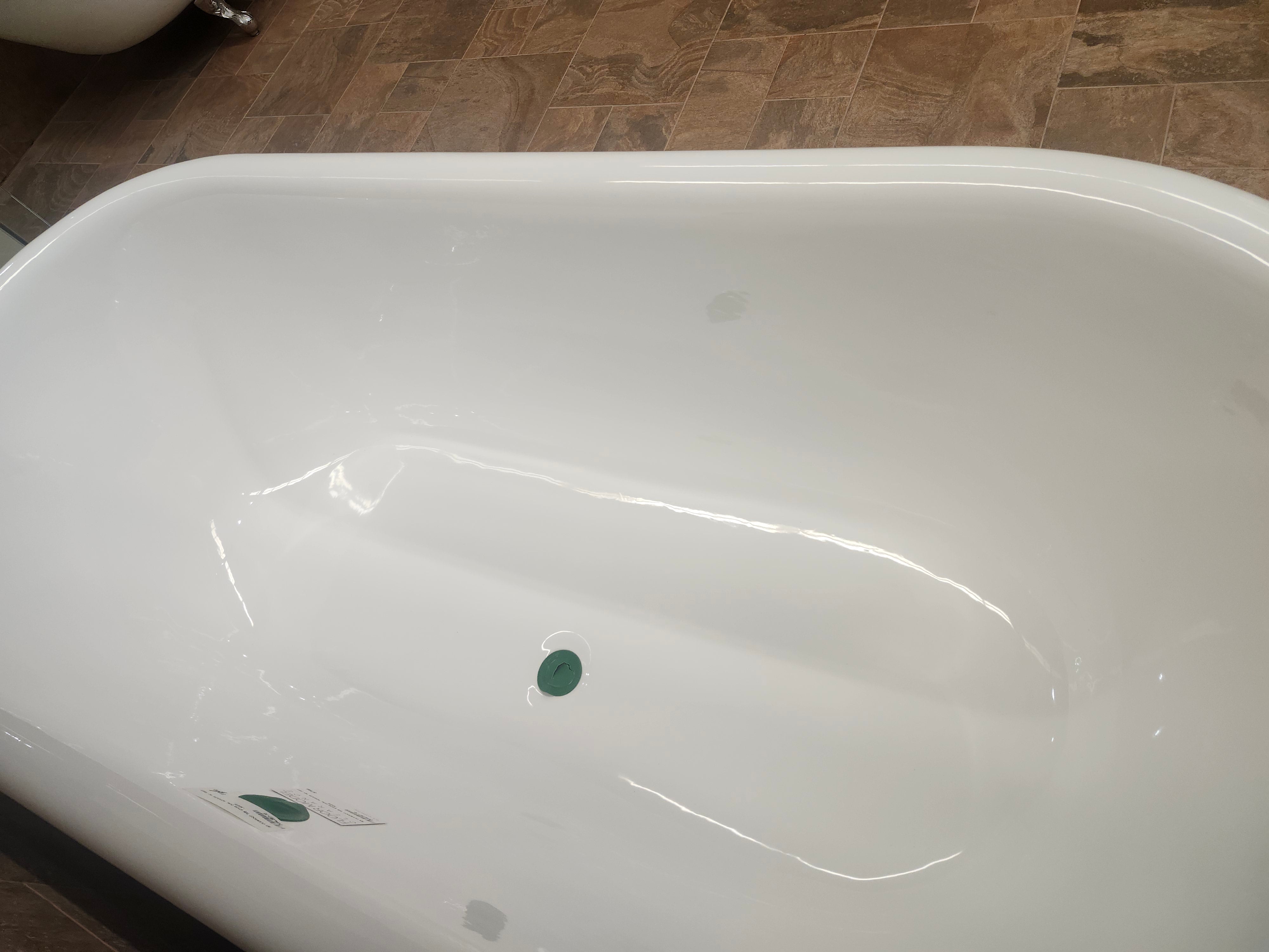 Clawfoot 67x30 Dual Freestanding Bathtub (No Feet) (as is)