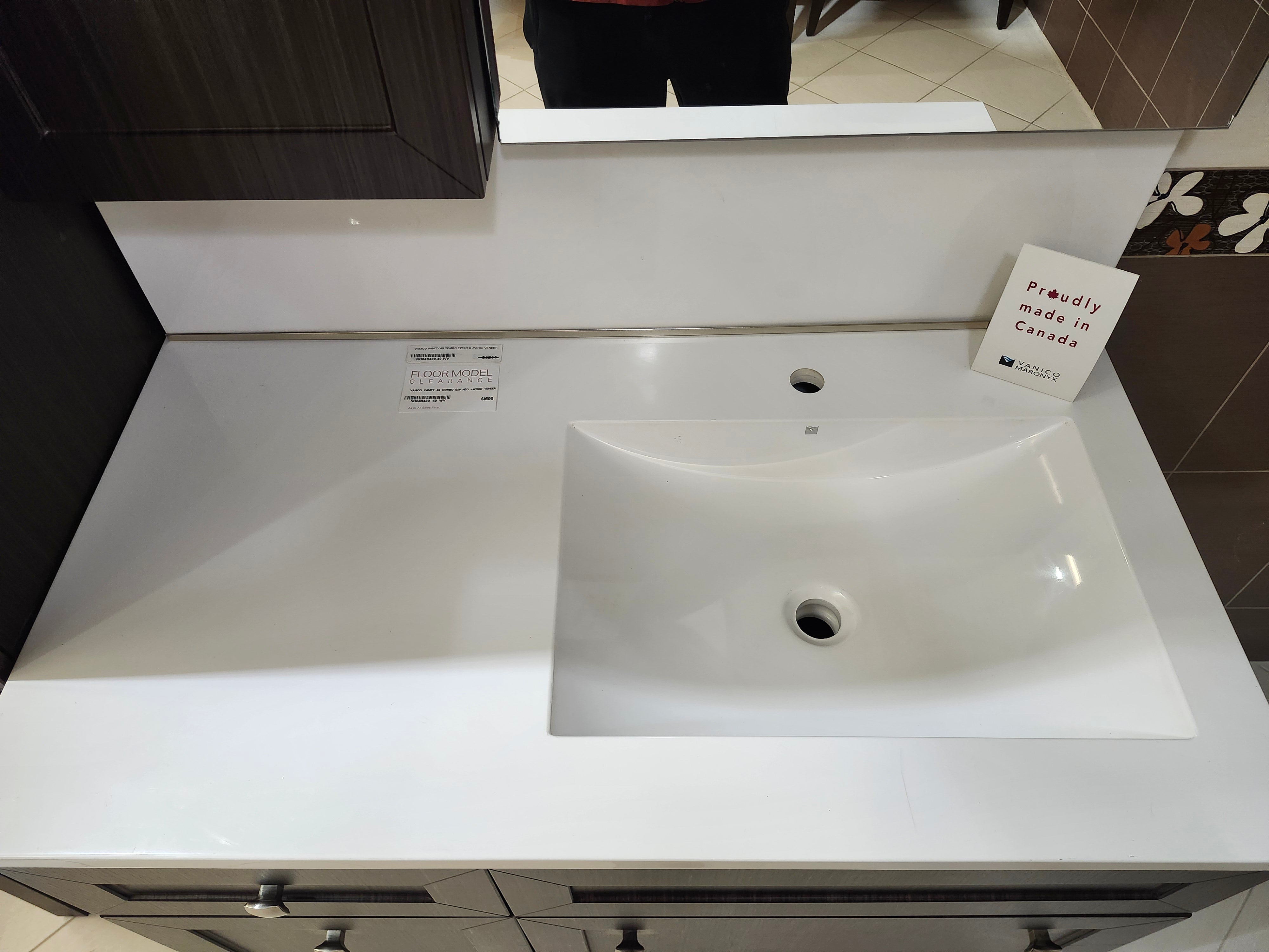 49" Vanico Neo Vanity Combo (as is)