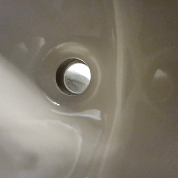 Kohler Oval Coloured Undermount Bathroom Vanity Sink Floormodel as is M10
