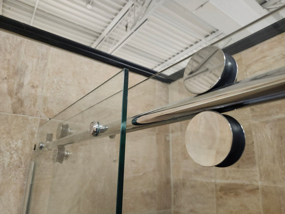 Maax Shower door and Vida Shower Base combo (as is)