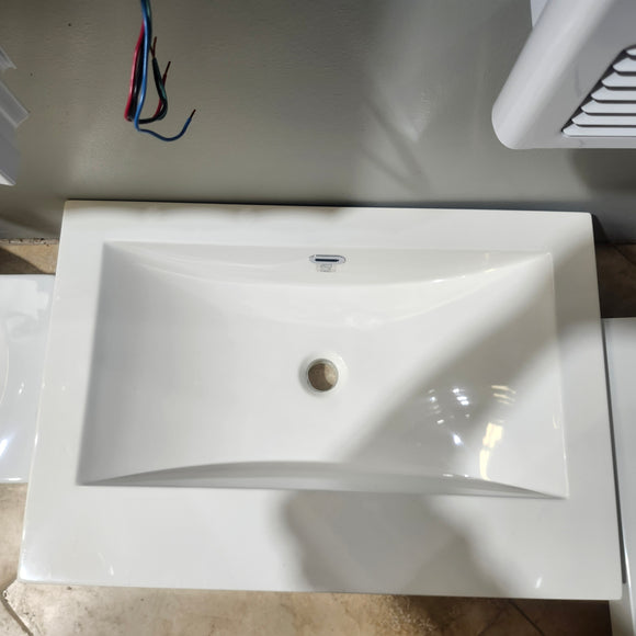 25 x 17 Square Vanity Countertop Sink Floormodel as is i15