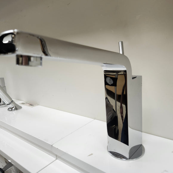 Aquabrass Hey Joe Low Solid Spout Kitchen Faucet Chrome Sold as is Floormodel Clearance
