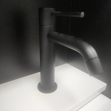 Aquabrass Treemme Single Hole Matte Black Faucet Floormodel Clearance Sold as is (153)