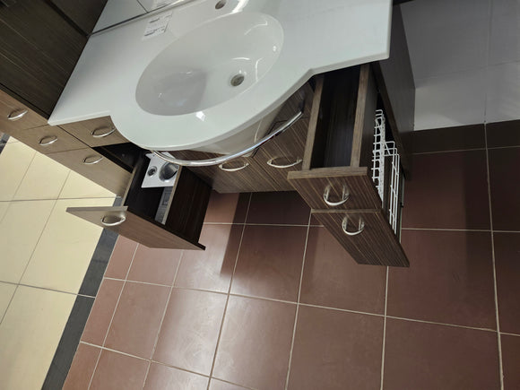 82" Vanico Avanti Vanity Combo (as is) l5