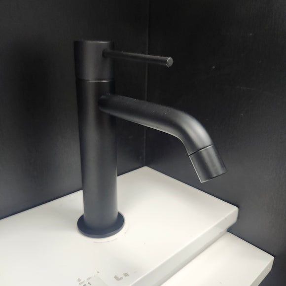 Aquabrass Treemme Single Hole Matte Black Faucet Floormodel Clearance Sold as is (153)